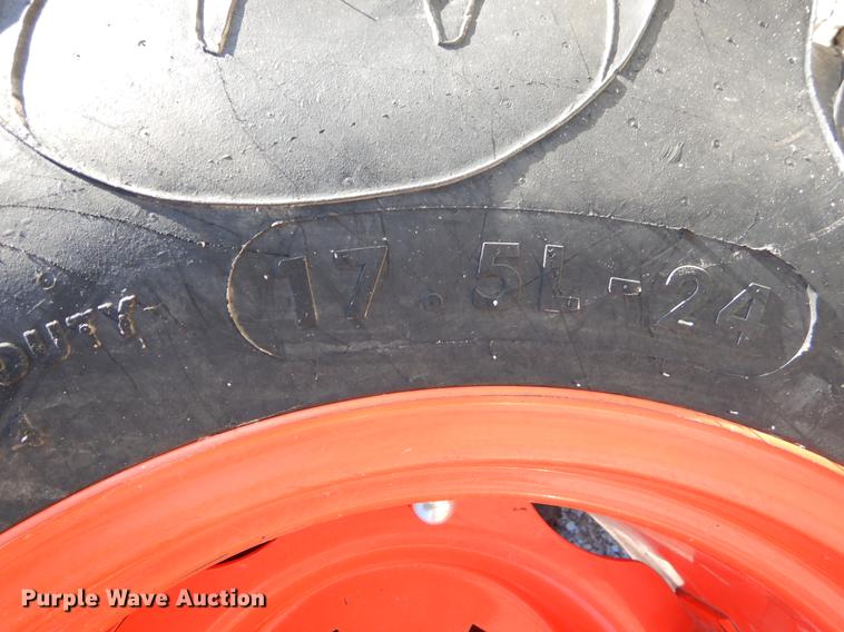 image for item EI9068 2015 Kubota L3560 GST tractor