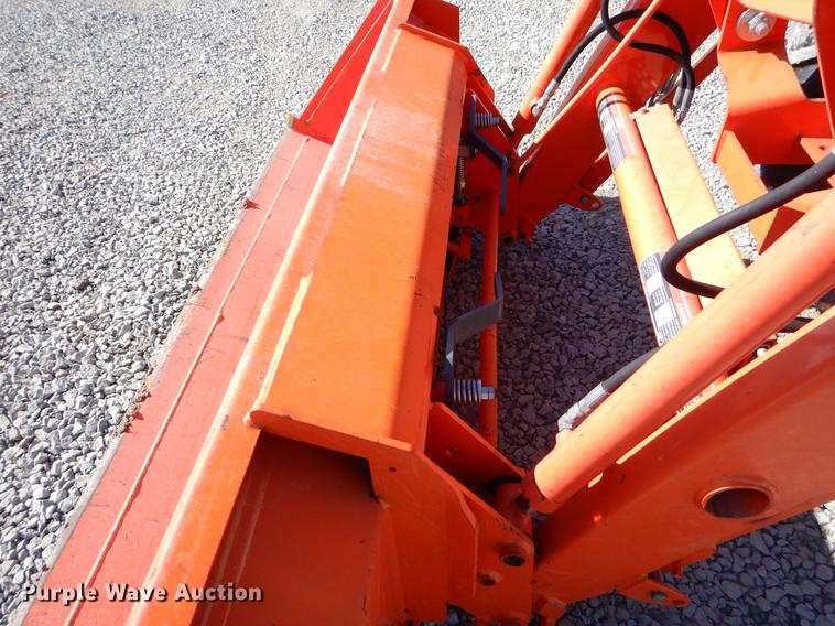 image for item EI9068 2015 Kubota L3560 GST tractor