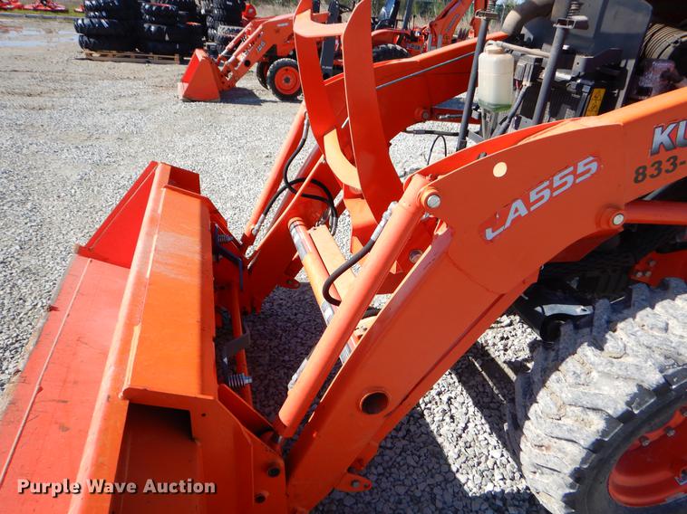 image for item EI9068 2015 Kubota L3560 GST tractor
