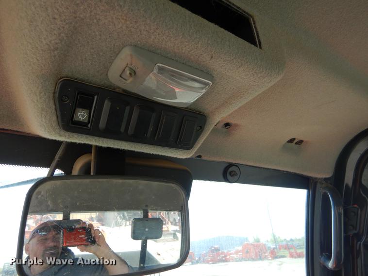 image for item EI9072 2015 Kubota X1100C utility vehicle