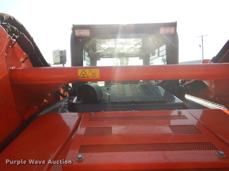 image for item EI9075 2017 Kubota SVL95-2S skid steer