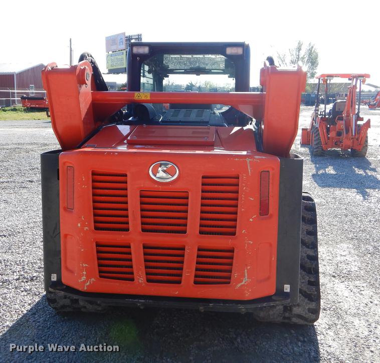 image for item EI9076 2017 Kubota SVL95-2S skid steer