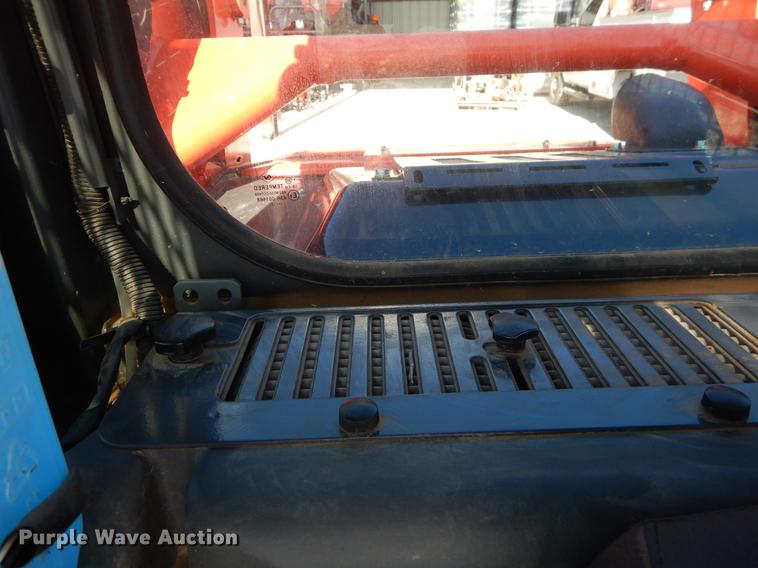 image for item EI9076 2017 Kubota SVL95-2S skid steer