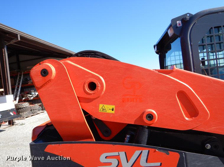 image for item EI9076 2017 Kubota SVL95-2S skid steer