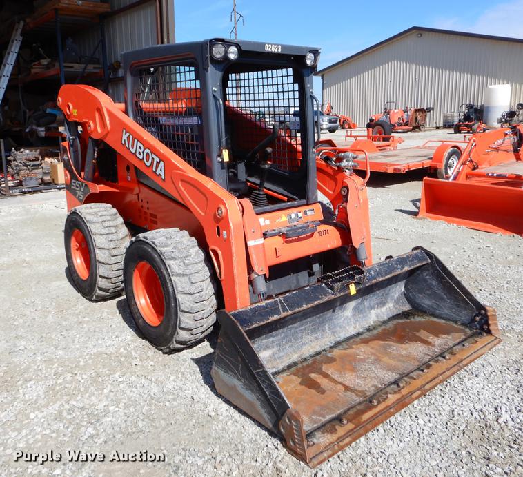 image for item EI9077 2016 Kubota SSV75 skid steer