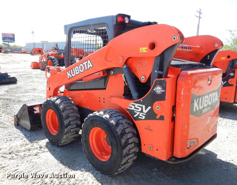 image for item EI9077 2016 Kubota SSV75 skid steer