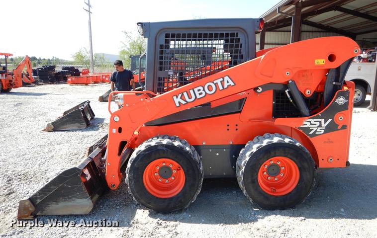 image for item EI9077 2016 Kubota SSV75 skid steer