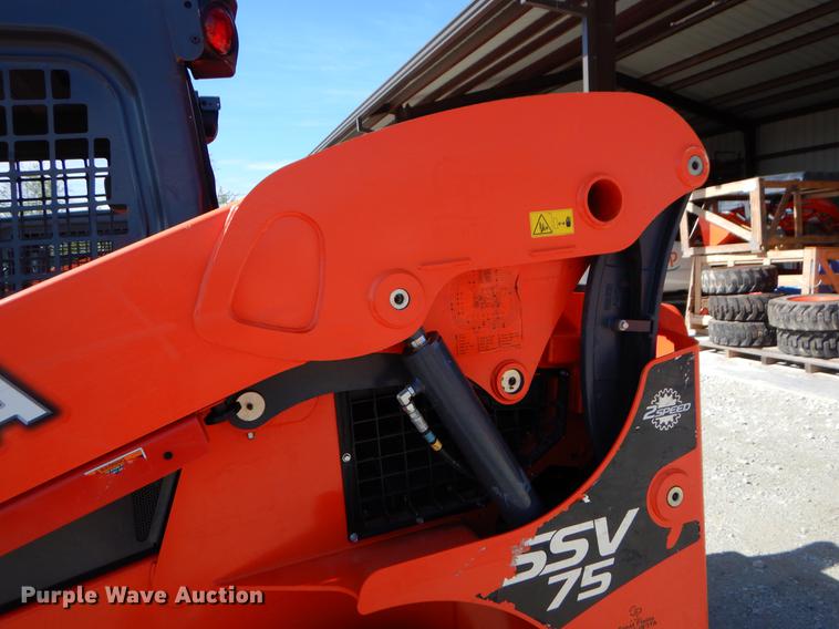 image for item EI9077 2016 Kubota SSV75 skid steer