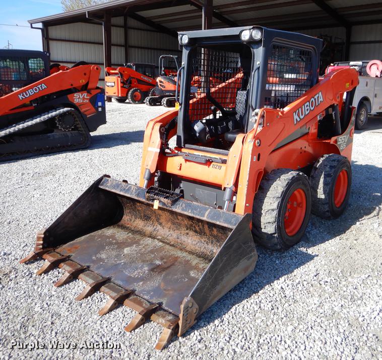 image for item EI9078 2016 Kubota SSV65 skid steer