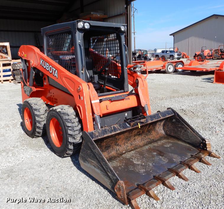 image for item EI9078 2016 Kubota SSV65 skid steer