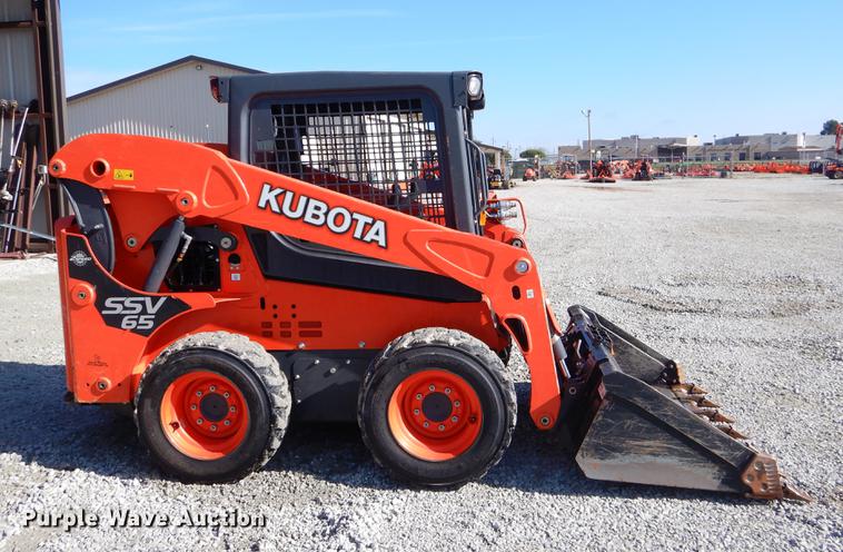 image for item EI9078 2016 Kubota SSV65 skid steer