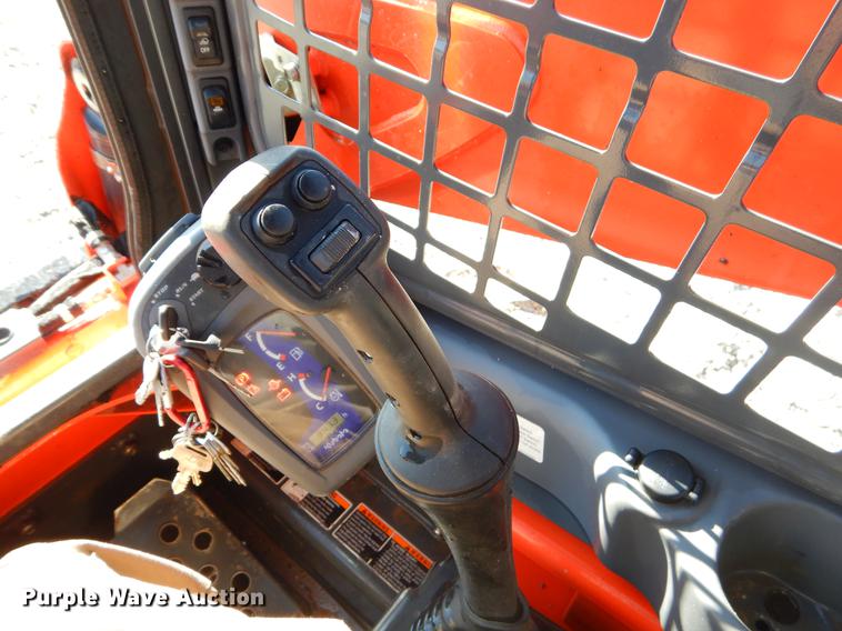 image for item EI9078 2016 Kubota SSV65 skid steer