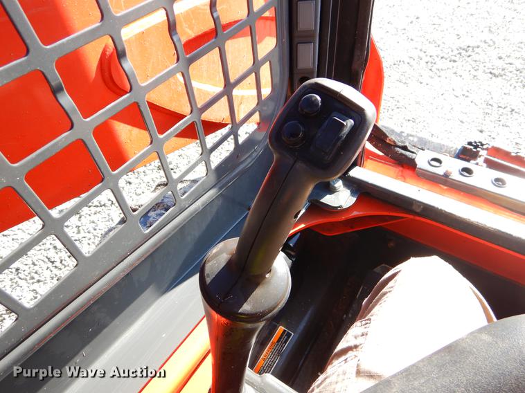 image for item EI9078 2016 Kubota SSV65 skid steer