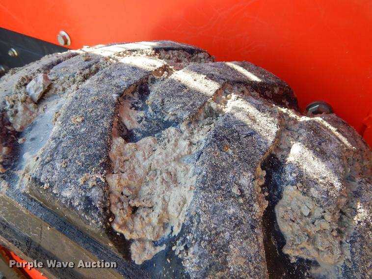 image for item EI9078 2016 Kubota SSV65 skid steer