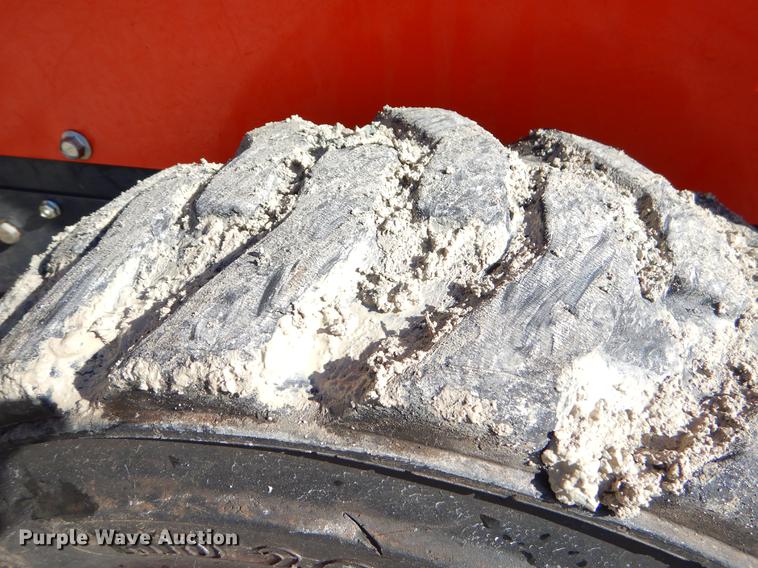 image for item EI9078 2016 Kubota SSV65 skid steer