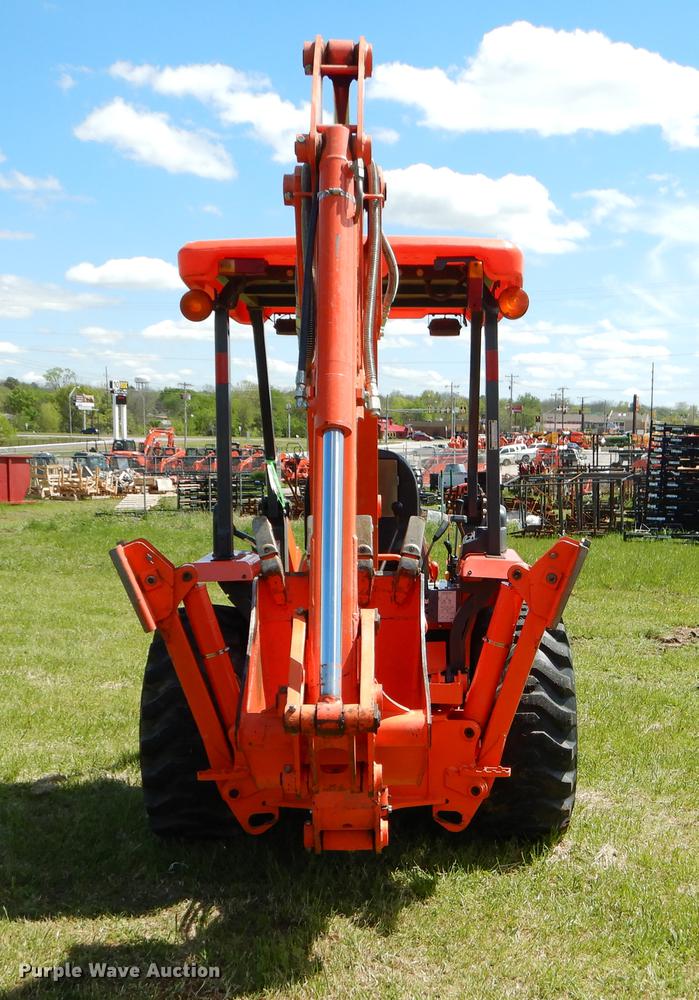 image for item EI9081 2013 Kubota L39 backhoe