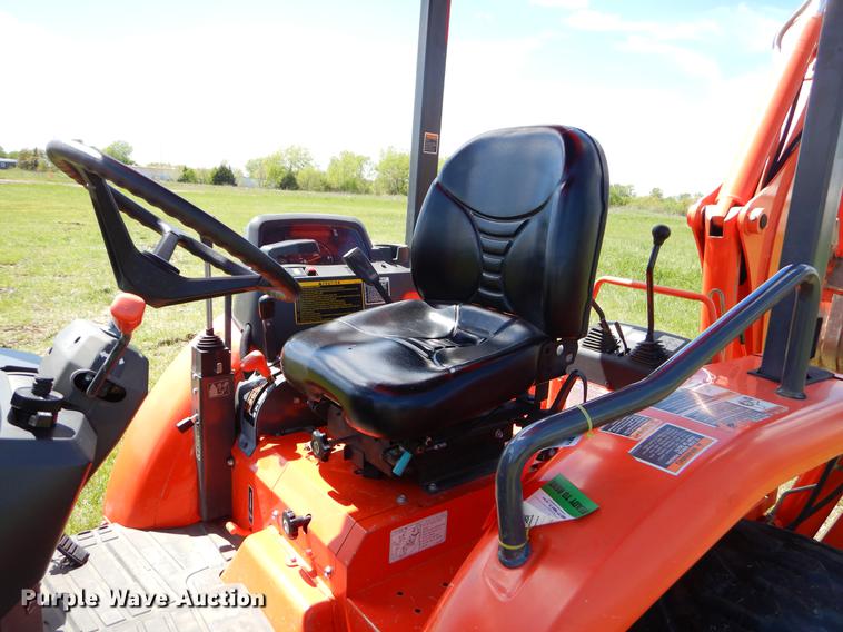 image for item EI9081 2013 Kubota L39 backhoe