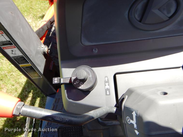 image for item EI9081 2013 Kubota L39 backhoe