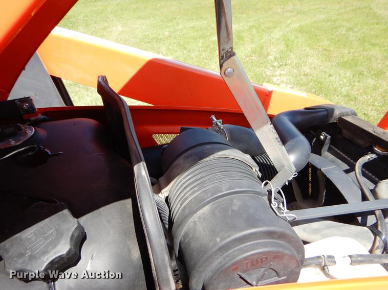 image for item EI9081 2013 Kubota L39 backhoe