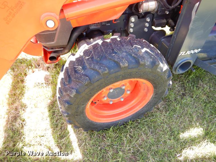 image for item EI9081 2013 Kubota L39 backhoe