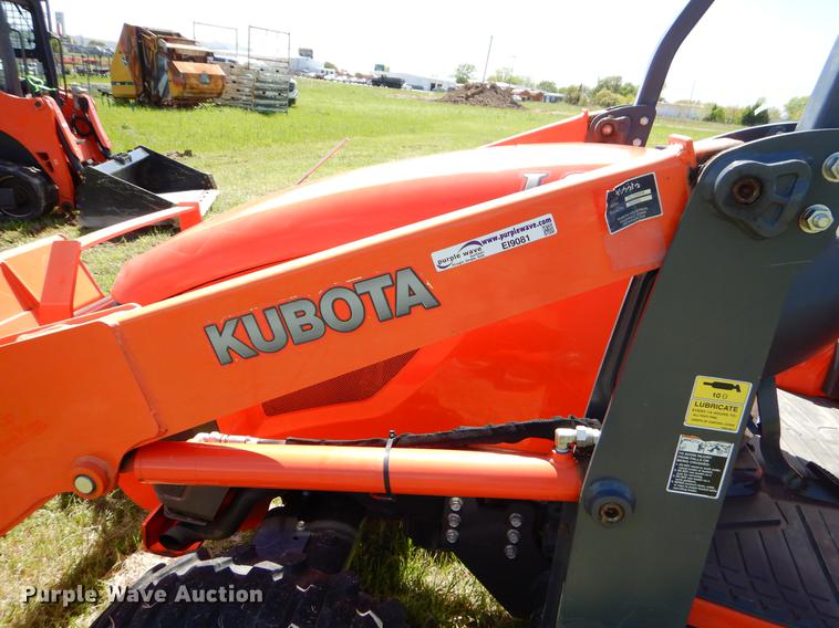 image for item EI9081 2013 Kubota L39 backhoe