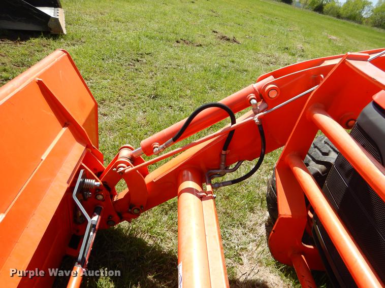 image for item EI9081 2013 Kubota L39 backhoe