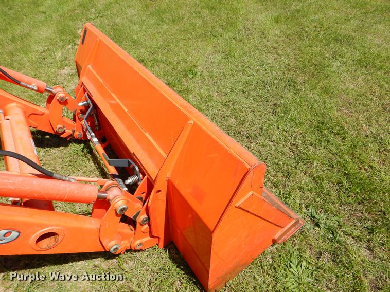 image for item EI9081 2013 Kubota L39 backhoe