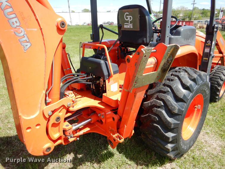 image for item EI9081 2013 Kubota L39 backhoe