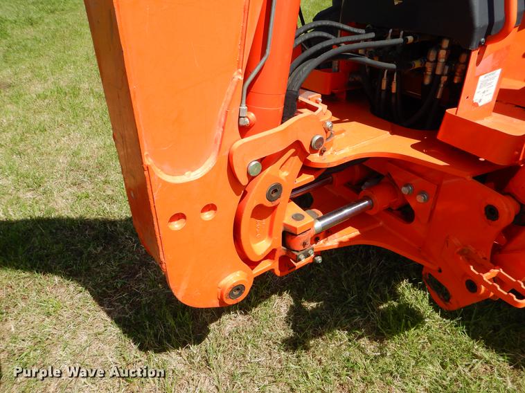 image for item EI9081 2013 Kubota L39 backhoe