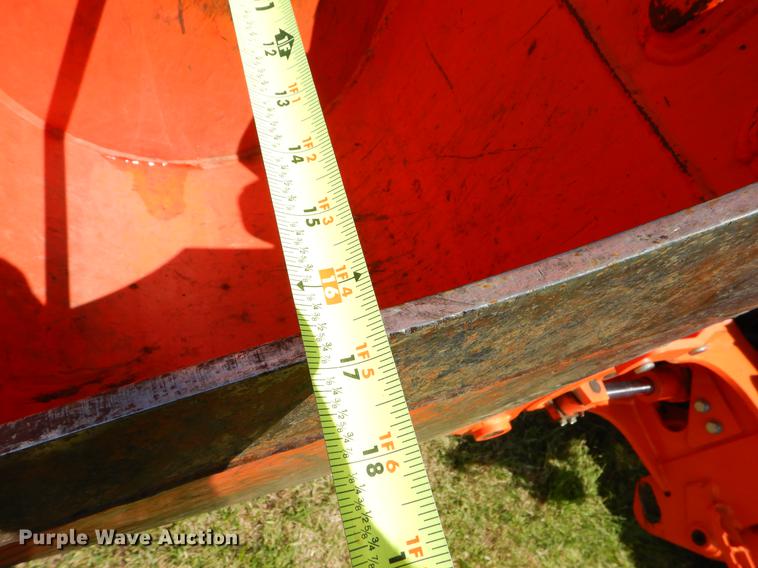 image for item EI9081 2013 Kubota L39 backhoe