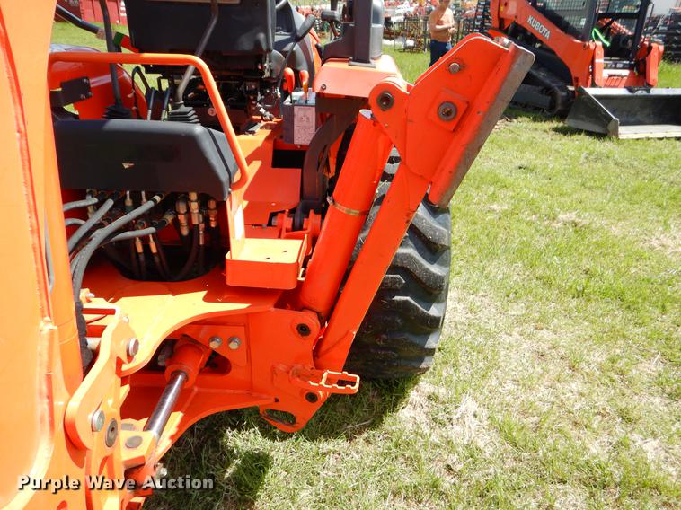 image for item EI9081 2013 Kubota L39 backhoe