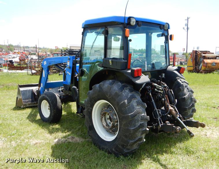 image for item EI9082 2007 New Holland TN85DA tractor