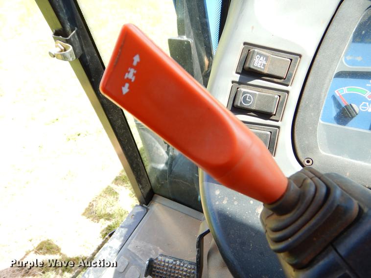 image for item EI9082 2007 New Holland TN85DA tractor