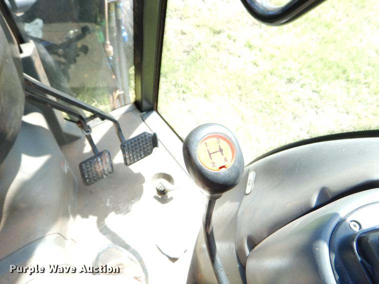 image for item EI9082 2007 New Holland TN85DA tractor