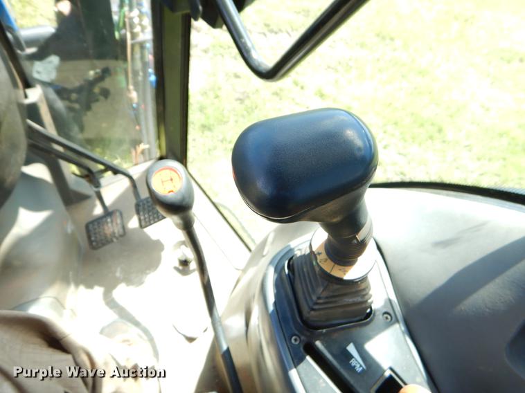 image for item EI9082 2007 New Holland TN85DA tractor