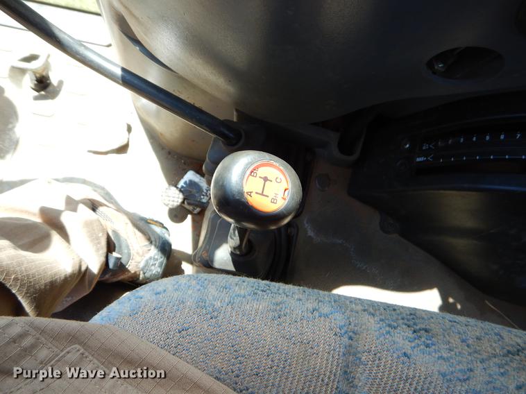 image for item EI9082 2007 New Holland TN85DA tractor