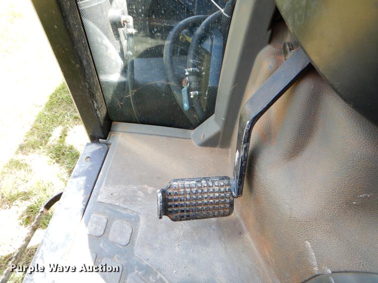 image for item EI9082 2007 New Holland TN85DA tractor