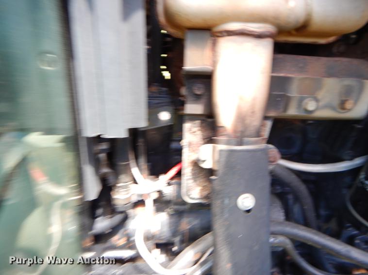 image for item EI9082 2007 New Holland TN85DA tractor