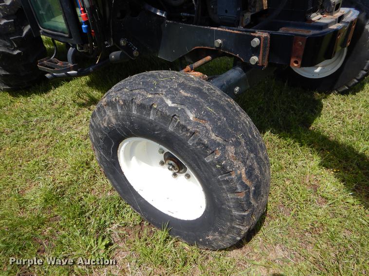 image for item EI9082 2007 New Holland TN85DA tractor