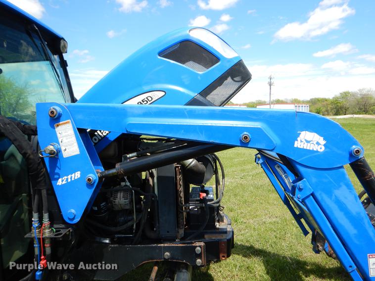 image for item EI9082 2007 New Holland TN85DA tractor