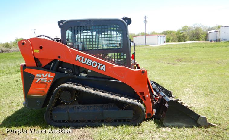image for item EI9083 2015 Kubota SVL75-2 skid steer