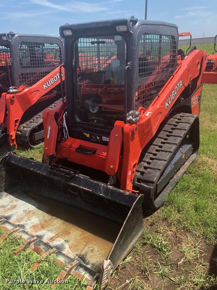 image for item EI9083 2015 Kubota SVL75-2 skid steer