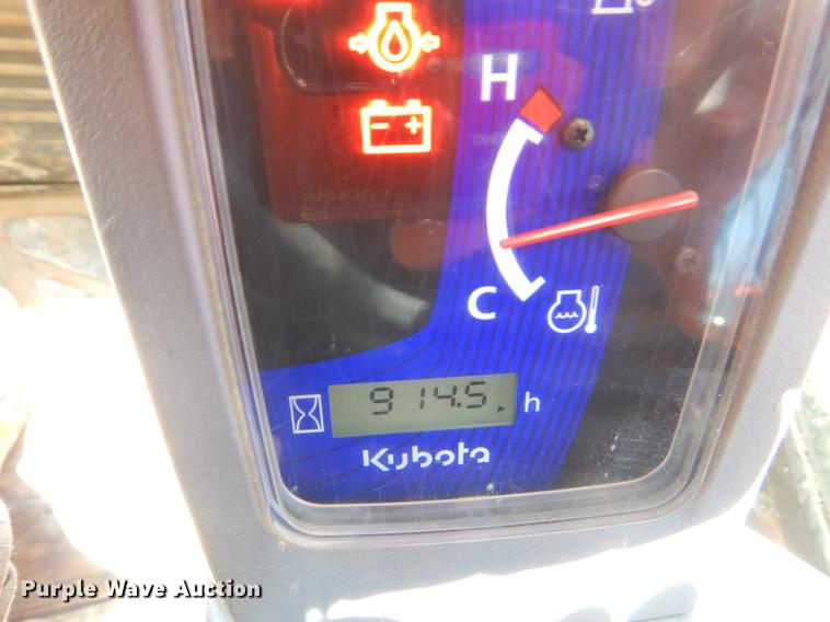 image for item EI9083 2015 Kubota SVL75-2 skid steer