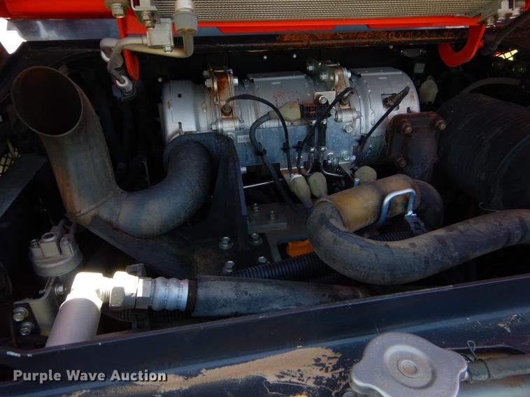 image for item EI9083 2015 Kubota SVL75-2 skid steer