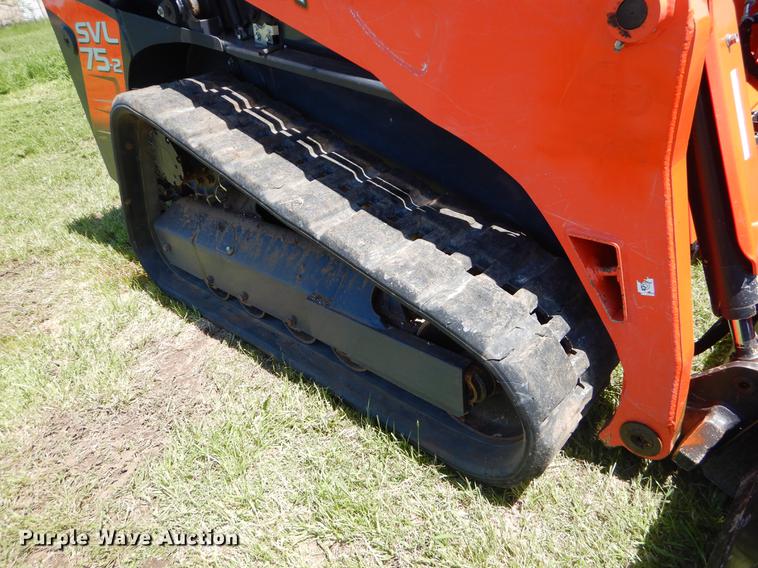 image for item EI9083 2015 Kubota SVL75-2 skid steer