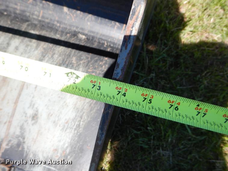 image for item EI9083 2015 Kubota SVL75-2 skid steer