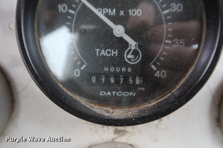 image for item AT9246 1993 Ford CF7000 street sweeper truck