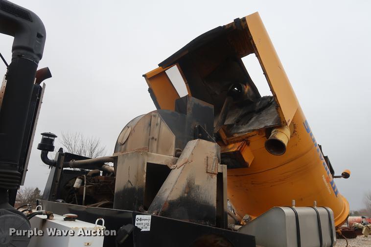 image for item AT9246 1993 Ford CF7000 street sweeper truck