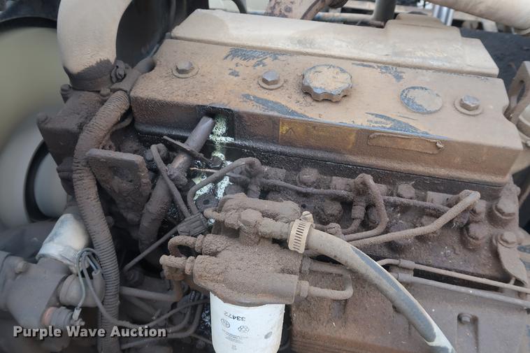 image for item AT9246 1993 Ford CF7000 street sweeper truck