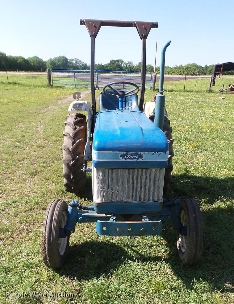 image for item BI9522 Ford 1310 tractor
